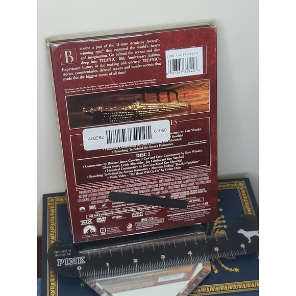 Titanic DVD 2 disc set Very good cond. - Picture 2 of 6